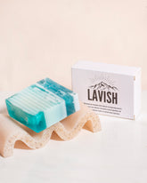 Max For Men Lavish Bar